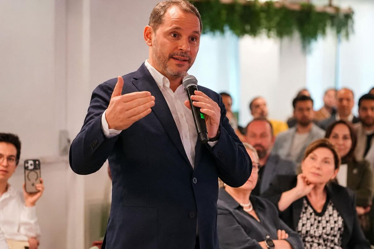 Berat Albayrak o geceyi ilk kez anlattı: 15 Temmuz'da havada neler oldu?