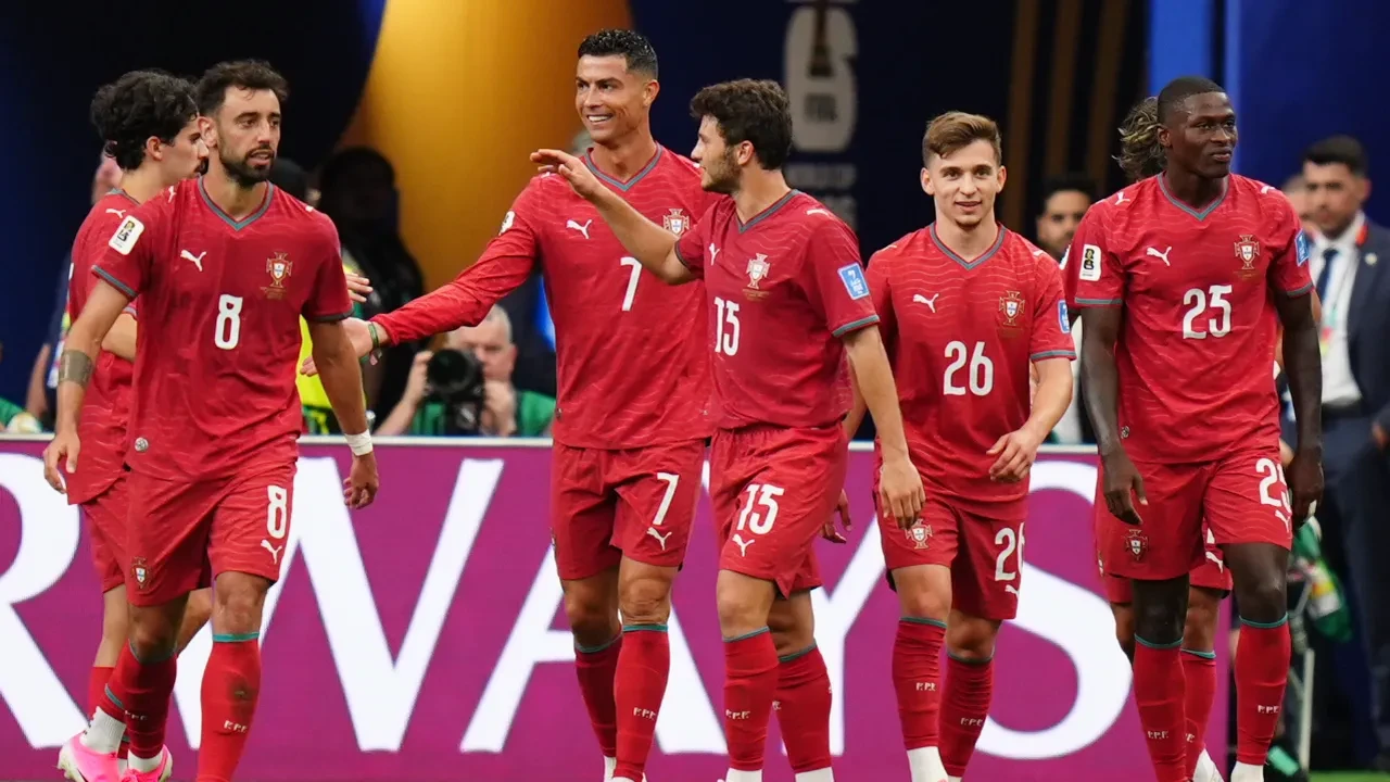 Portekiz, Özbekistan'a gol oldu yağdı! Ronaldo golleriyle yıldızlaştı
