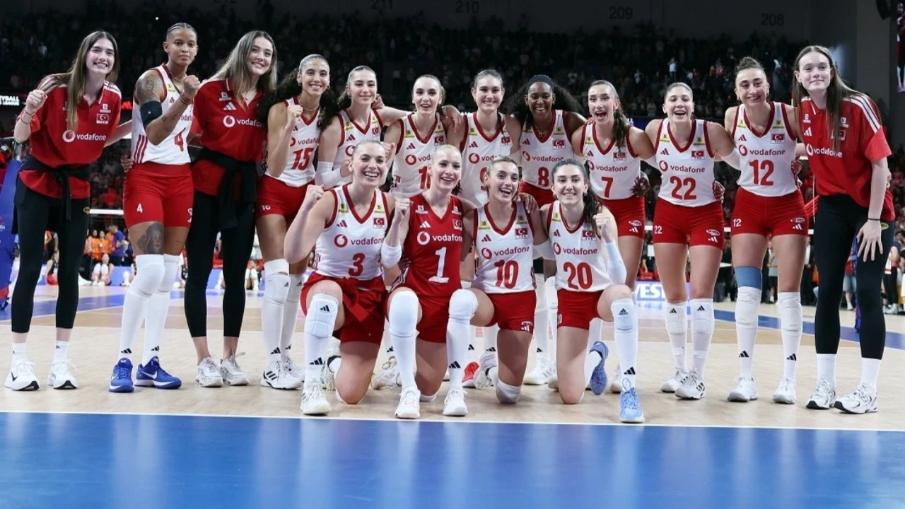 Filenin Sultanları, Fransa'yı set vermeden geçti! Vargas şov yaptı