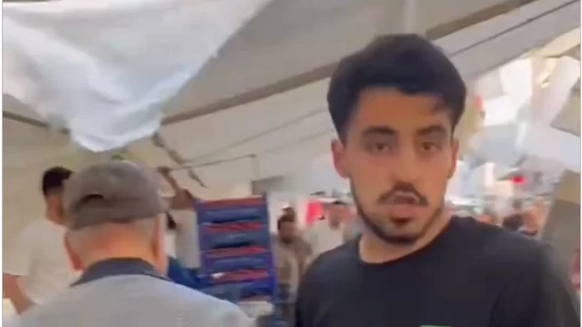 Güngören'de kurulan semt pazarına inşaattan moloz yağdı