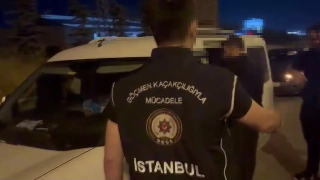 Büyükçekmece’de 10 kaçak göçmen yakalandı