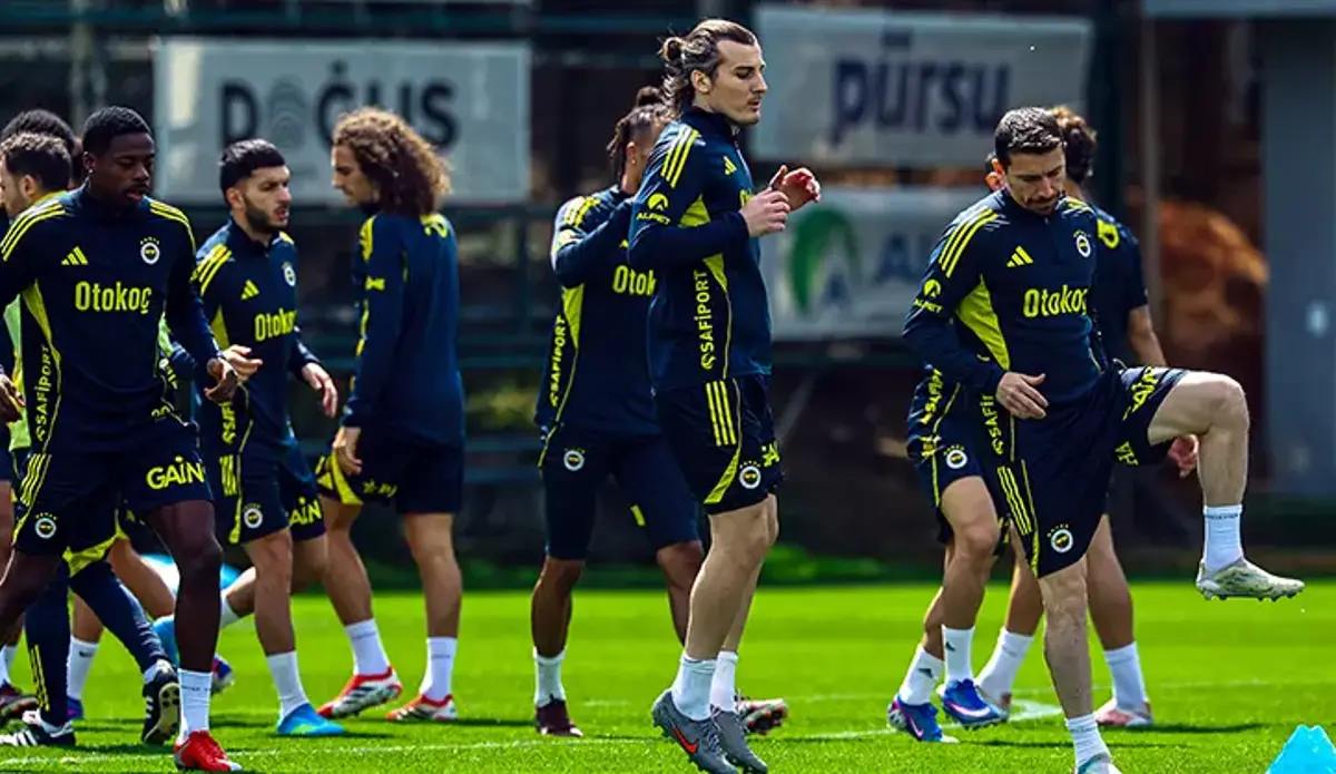 Ve Fenerbahçe'de imza an meselesi! 1 yıllık sözleşme imzalanacak...