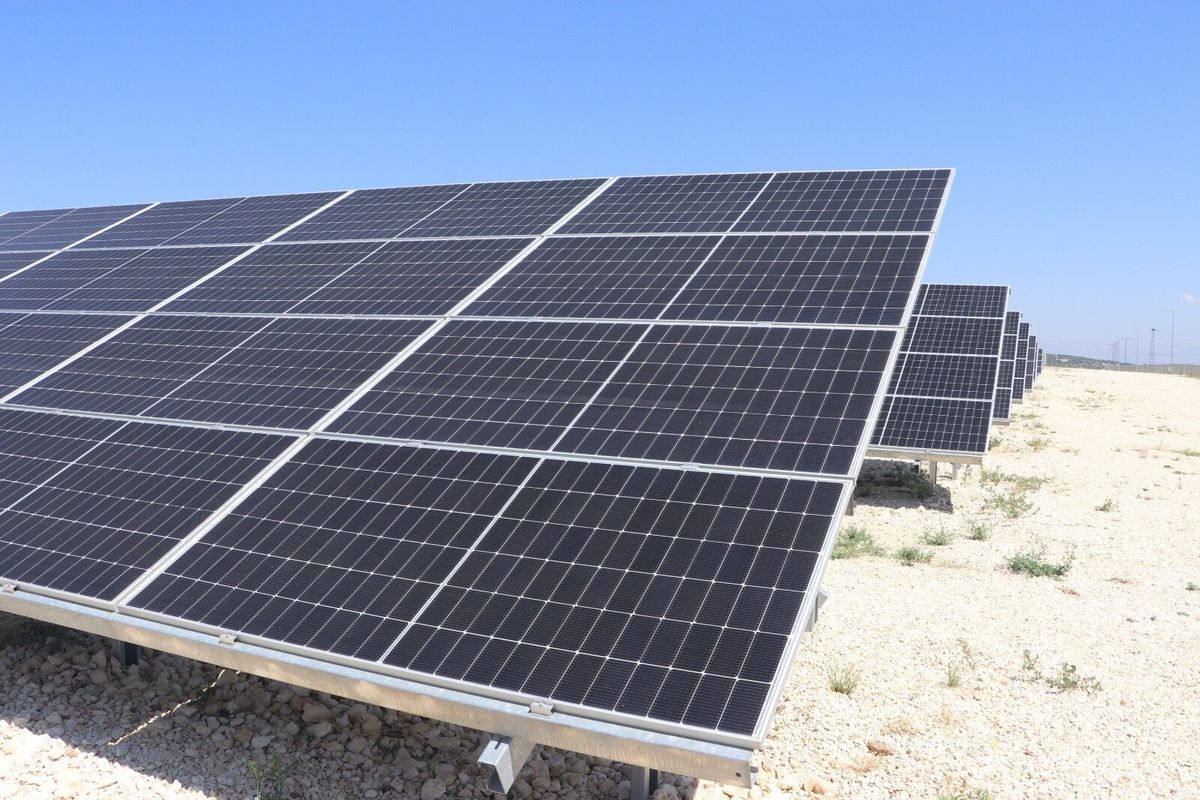 Kahramanmaraş Büyükşehir Belediyesi'nin 6 megavatlık GES projesi hizmete açıldı