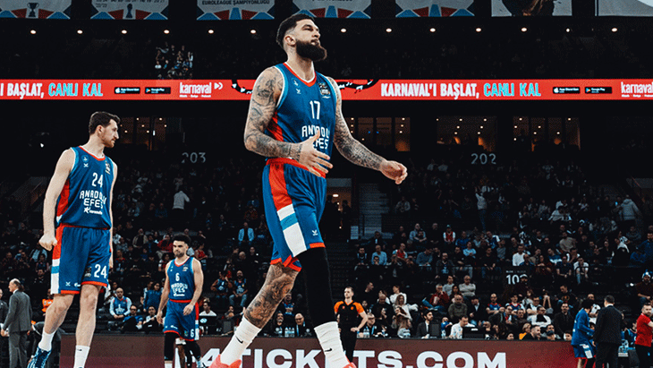 Anadolu Efes'te pivot Vincent Poirier ile yollar ayrıldı