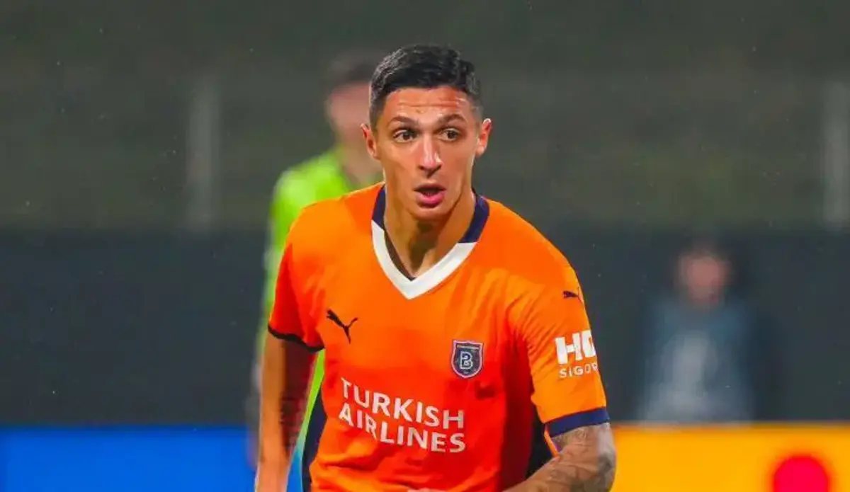 Başakşehir'de ayrılık