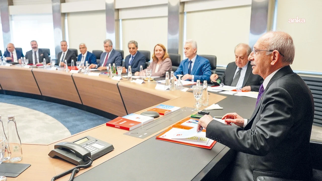 İhraçlar için Meclis’in kapanması bekleniyor