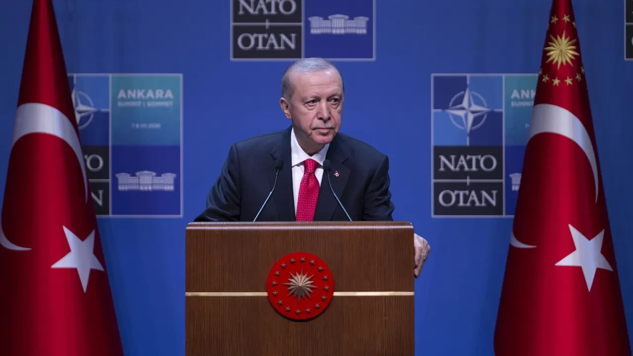 Cumhurbaşkanı Erdoğan'dan NATO Zirvesi'yle ilgili teşekkür paylaşımı! Trump'la görüşmeyi vurguladı: F-35 ve KAAN için somut neticeler olacak