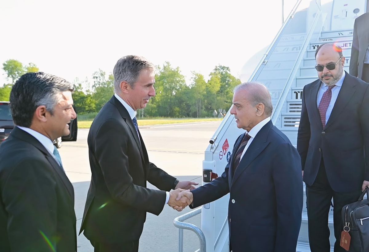 Pakistan Başbakanı Şerif, ABD-İran görüşmeleri için İsviçre'de