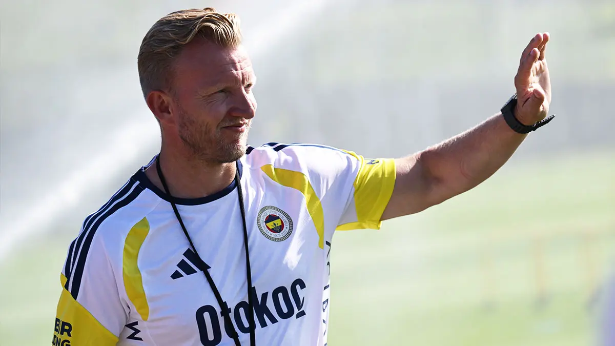 Dirk Kuyt şampiyonluk parolasını açıkladı! 'Önce ikna sonra taktik'
