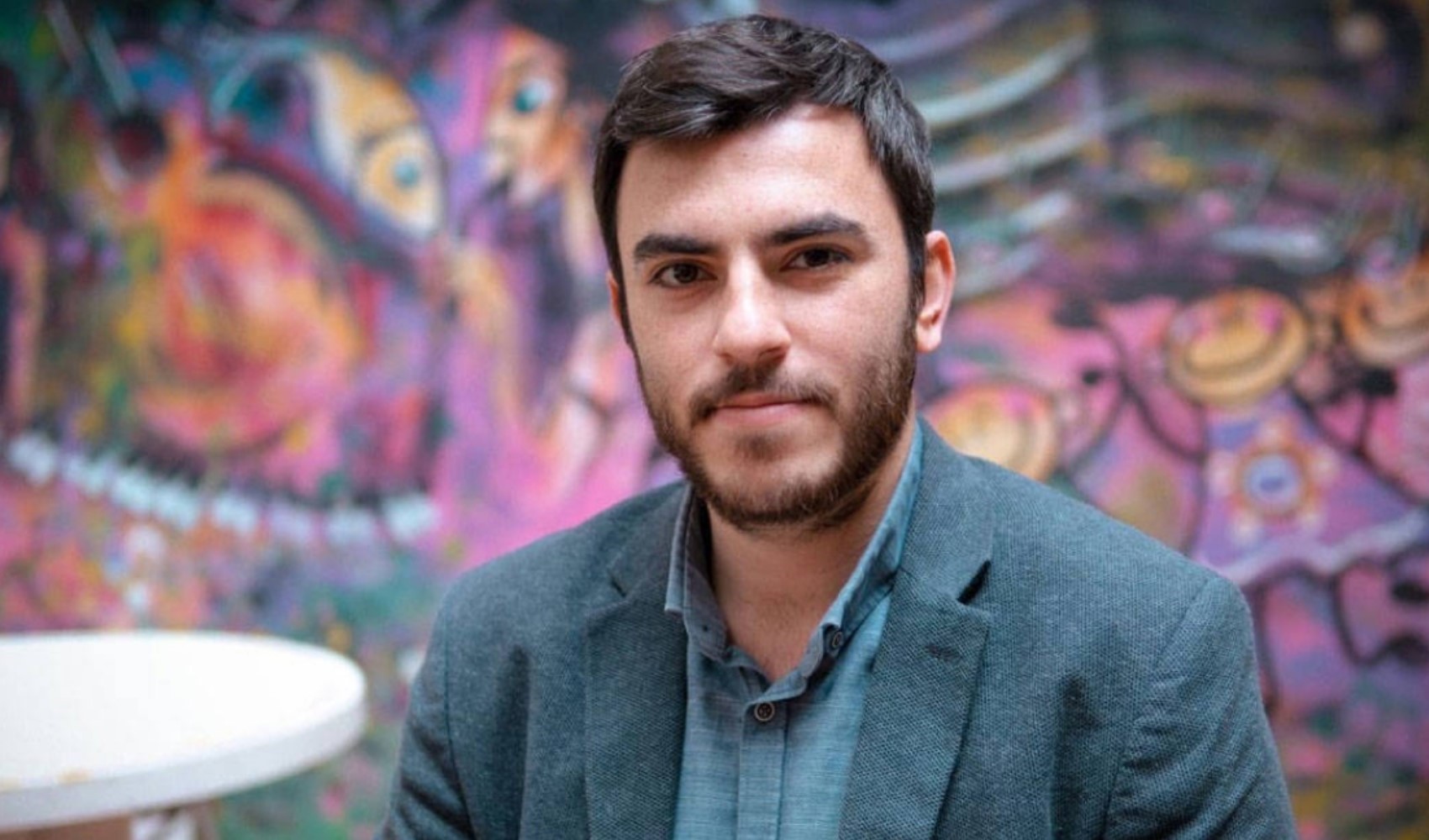 Tutuklu gazeteci İsmail Arı tahliye edildi