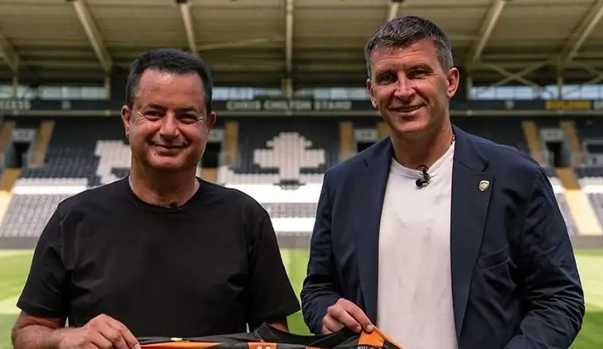 Acun Ilıcalı'nın sahibi olduğu Hull City Jakirovic'in söleşmesini uzatıyor
