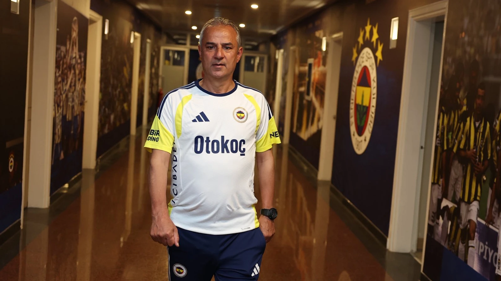 Fenerbahçe sahaya iniyor