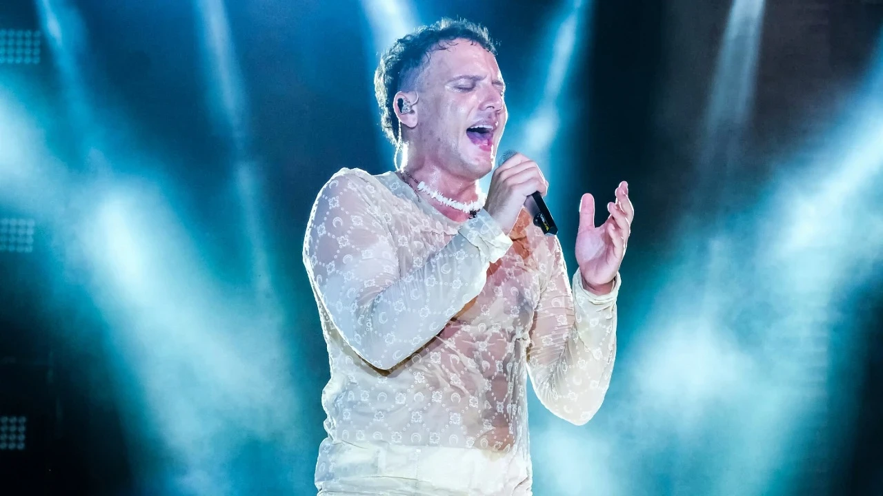 Edis'in hayali gerçek oluyor: Ricky Martin'le aynı sahneyi paylaşacak