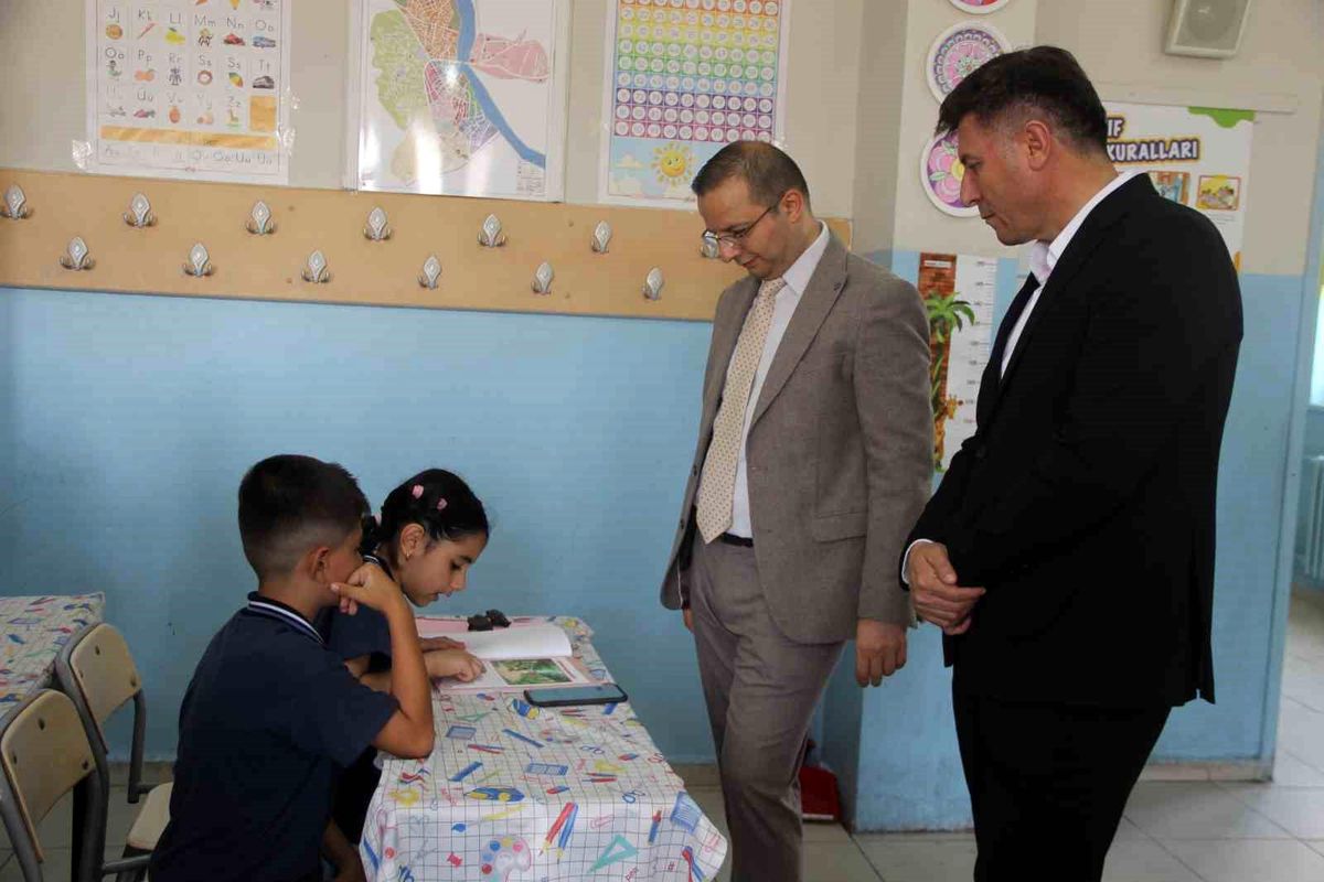 Cizre'de 47 bin öğrenci karne heyecanı yaşadı