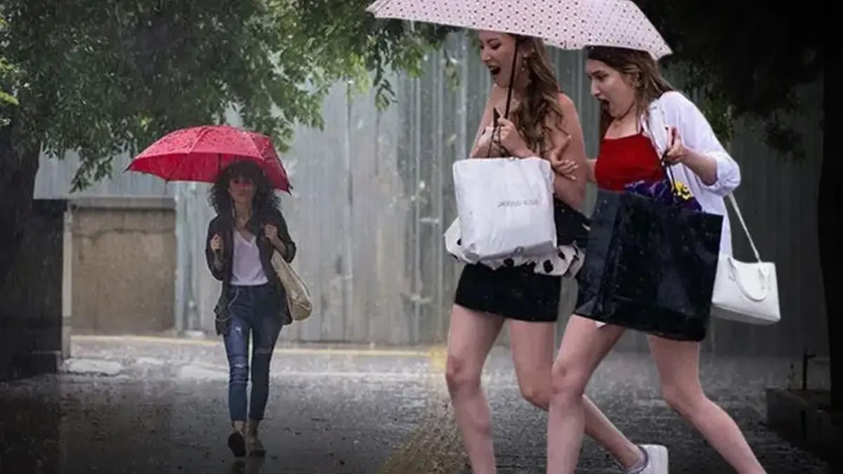 Meteoroloji'den 4 ile sarı alarm! Saat verildi: Kuvvetli yağış ve fırtına kapıda