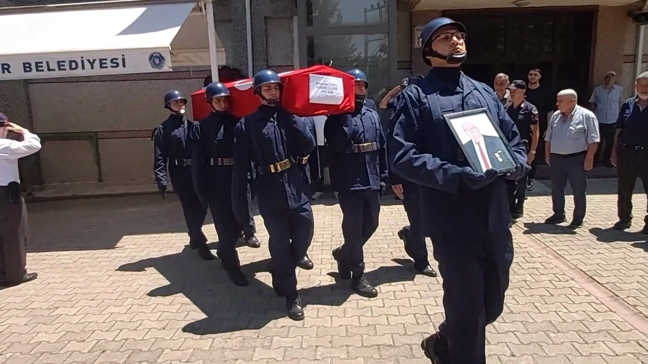 Askeri törenle uğurlandı: Kıbrıs Gazisi Şahin’e son vazife