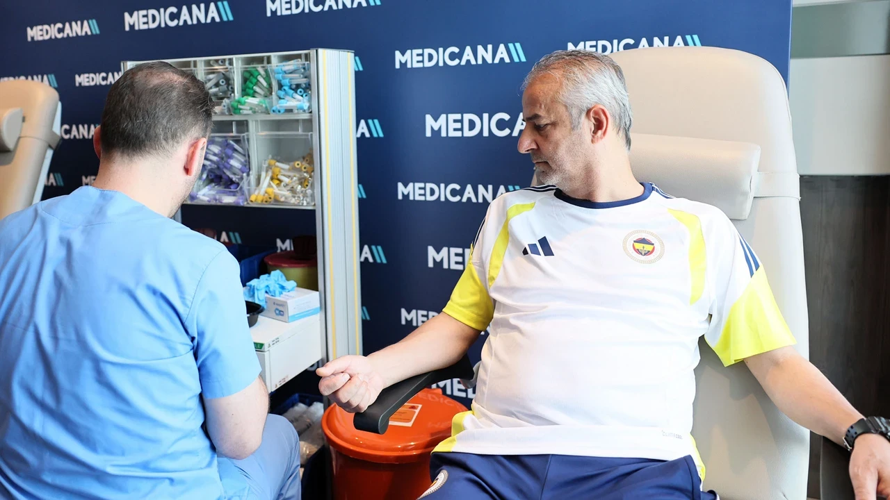 Fenerbahçe'de sağlık kontrolleri başladı