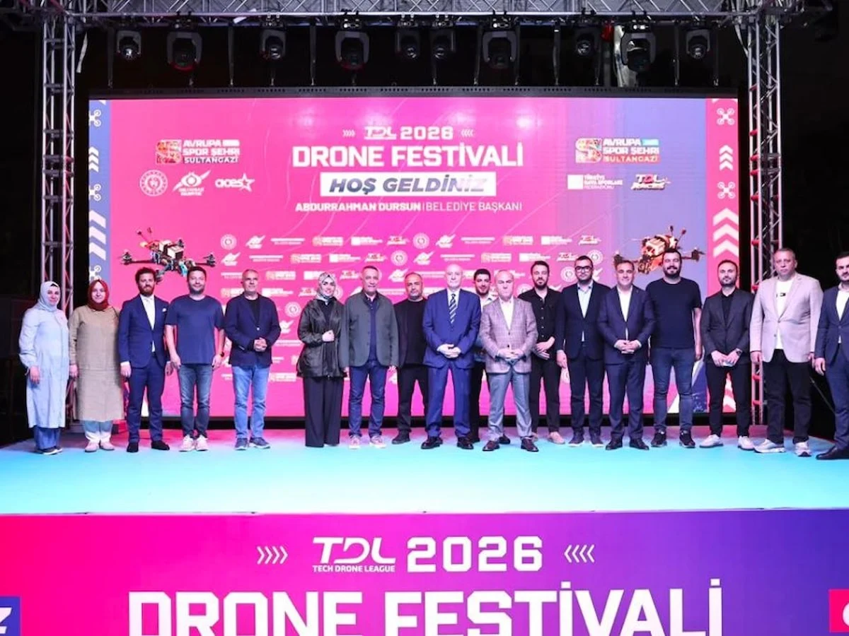 Sultangazi’de dev organizasyon: Drone festivali nefes kesti