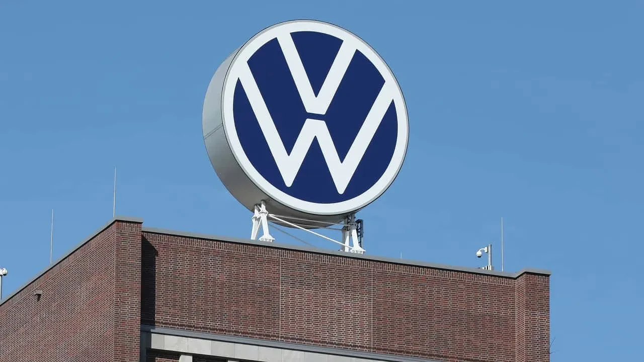 Volkswagen küçülüyor! Liste belli oldu: İşte üretilmeyecek modeller…