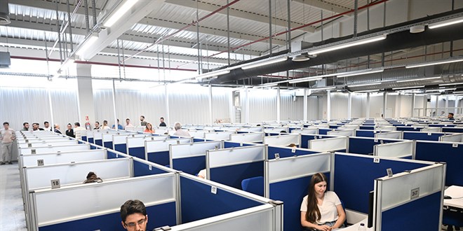ÖSYM'den yeni hedef: Tüm illerde online e-sınav sistemi kurulacak